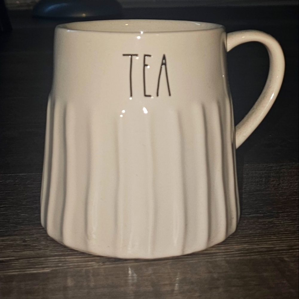 RAE DUNN ARTISAN COLLECTION, TEA WHITE MUG NWOT